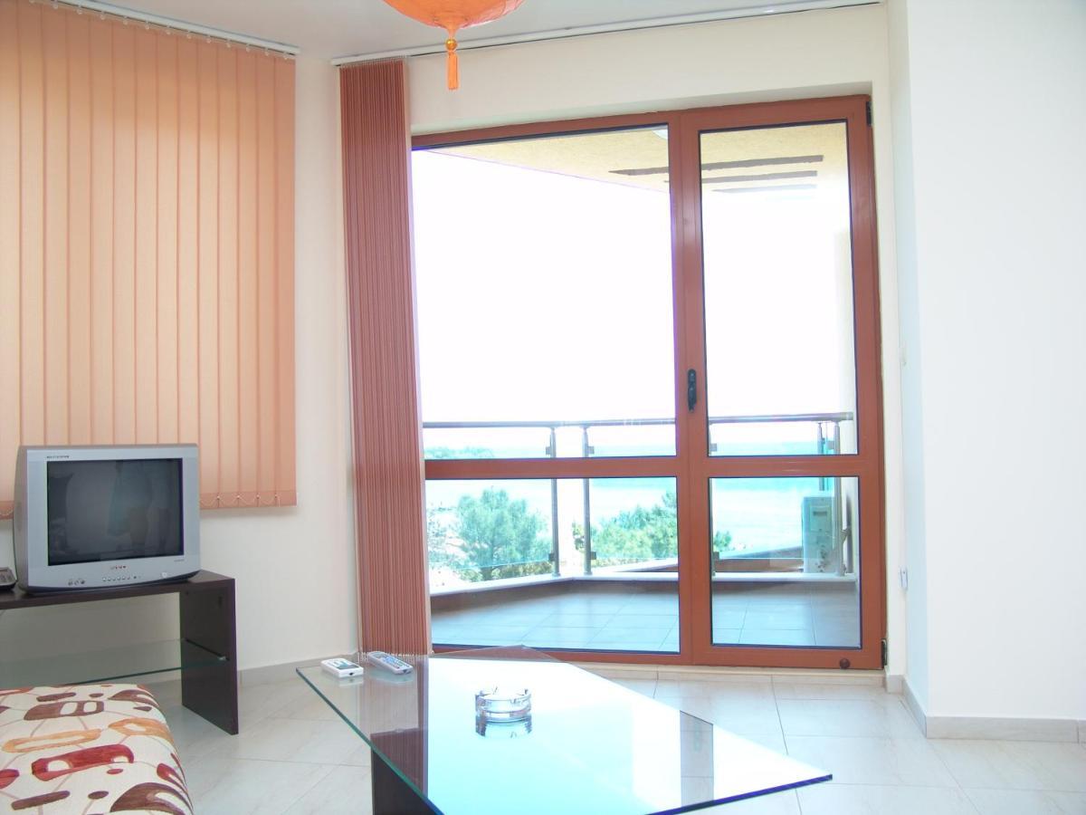 Apartament съни бей